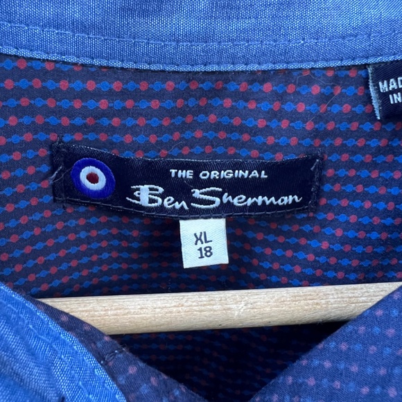 Ben Sherman Mod Pattern Button-Down. - Picture 5 of 6